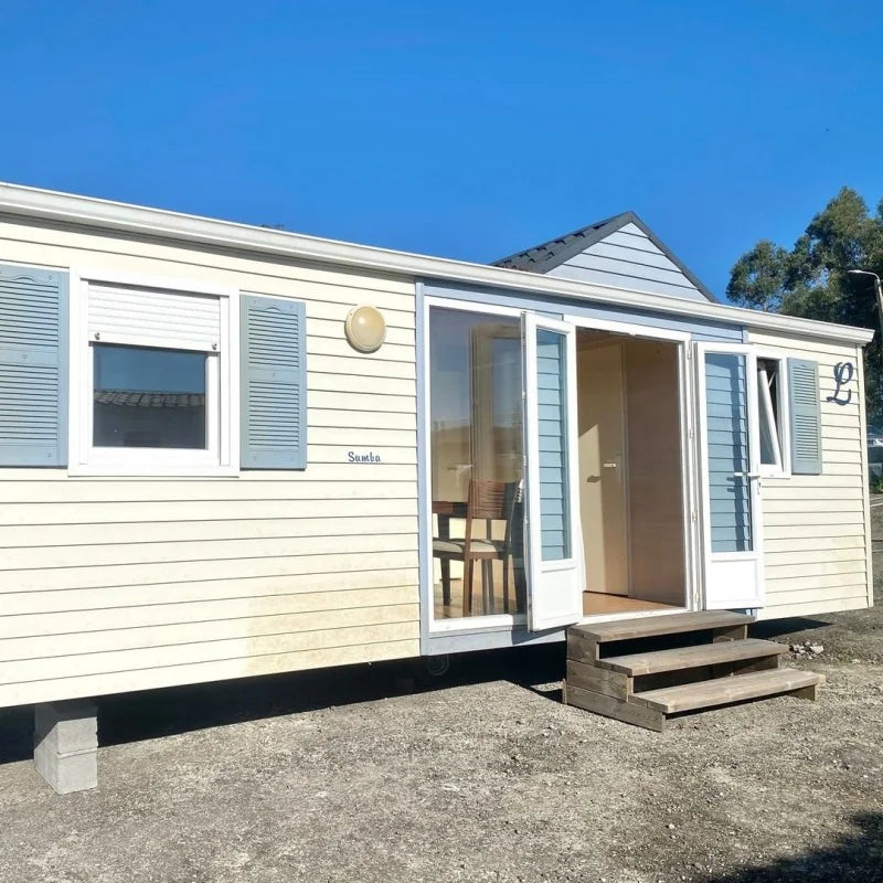 Habitation mobile moderne 40 pieds  avec terrasse intégrée –