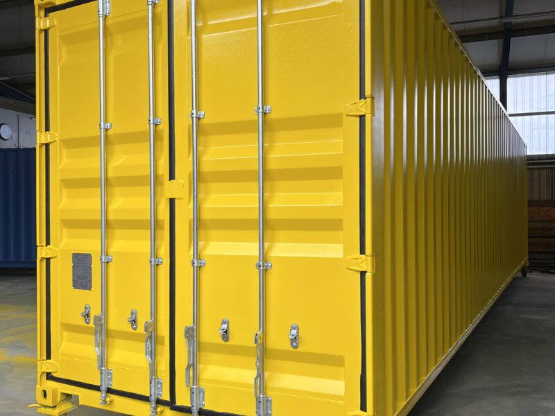 Conteneur 40 pieds High Cube (HC) neuf – jaune RAL 1021 (premier voyage)