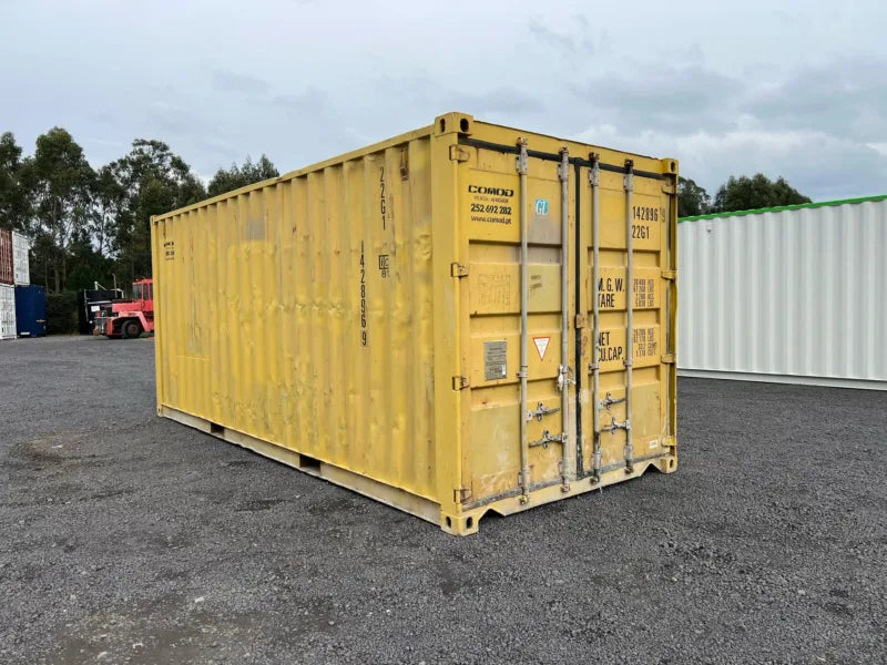 Conteneur maritime d’occasion 20 pieds en acier CORTEN jaune