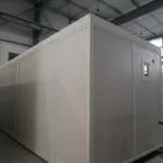 Module sanitaire professionnel 24 m² avec douches et WC multiples – photo 7
