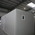 Module sanitaire professionnel 24 m² avec douches et WC multiples – photo 1